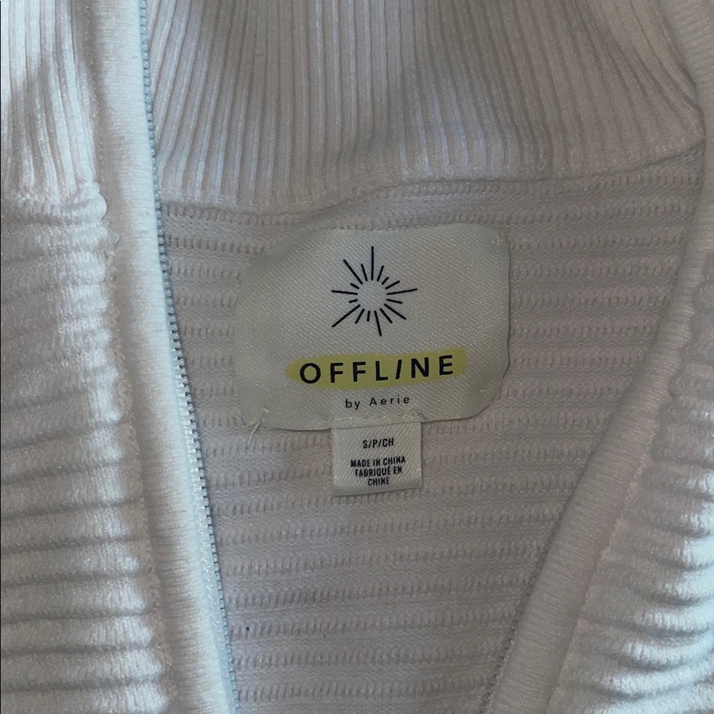 White Ribbed Quarter-Zip Pullover - Picture 3 of 5